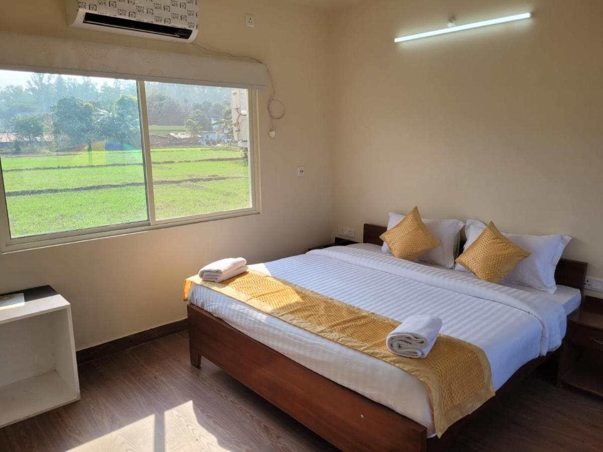 Corbett Veda Inn Rāmnagar Exterior foto