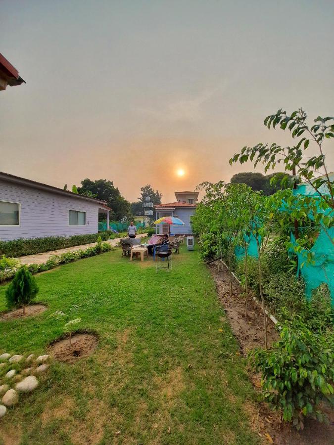 Corbett Veda Inn Rāmnagar Exterior foto
